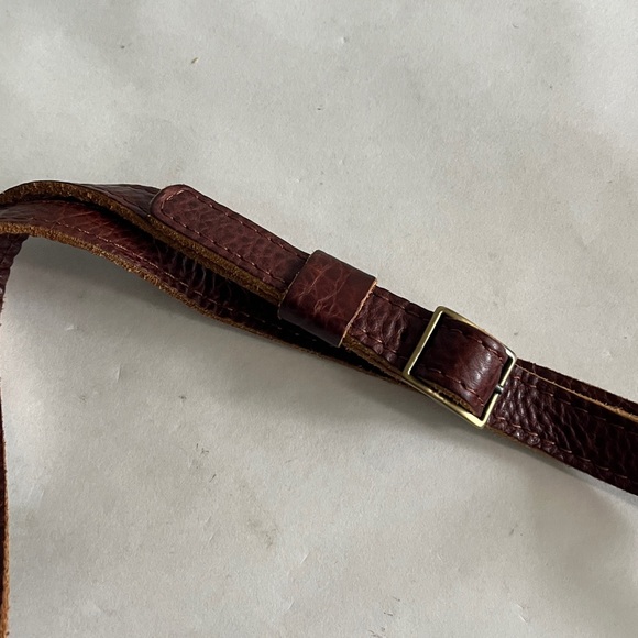 Portland Leather Brown Crossbody Bag - Picture 6 of 10